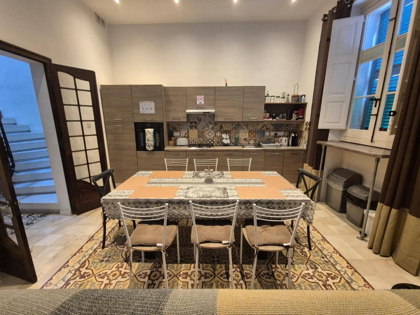 Spacious 4-Bedrooms Townhouse In Tas-สลีมา ภายนอก รูปภาพ